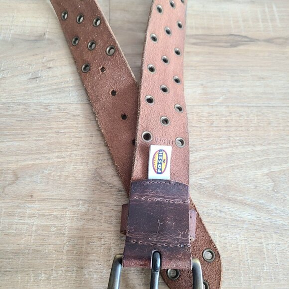 Fossil brown leather belt with metal details. - Picture 6 of 7